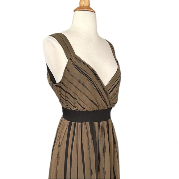 Signature by Robbie Bee Silk Maxi Dress Evening Wear Gown Sheer, Size 16 - Picture 4 of 16